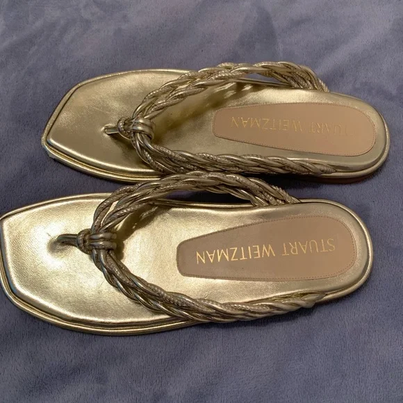 Stuart Weitzman Women’s Metallic Napa Woven Calypso Flat Sandals| size 8 1/2 - Picture 1 of 9